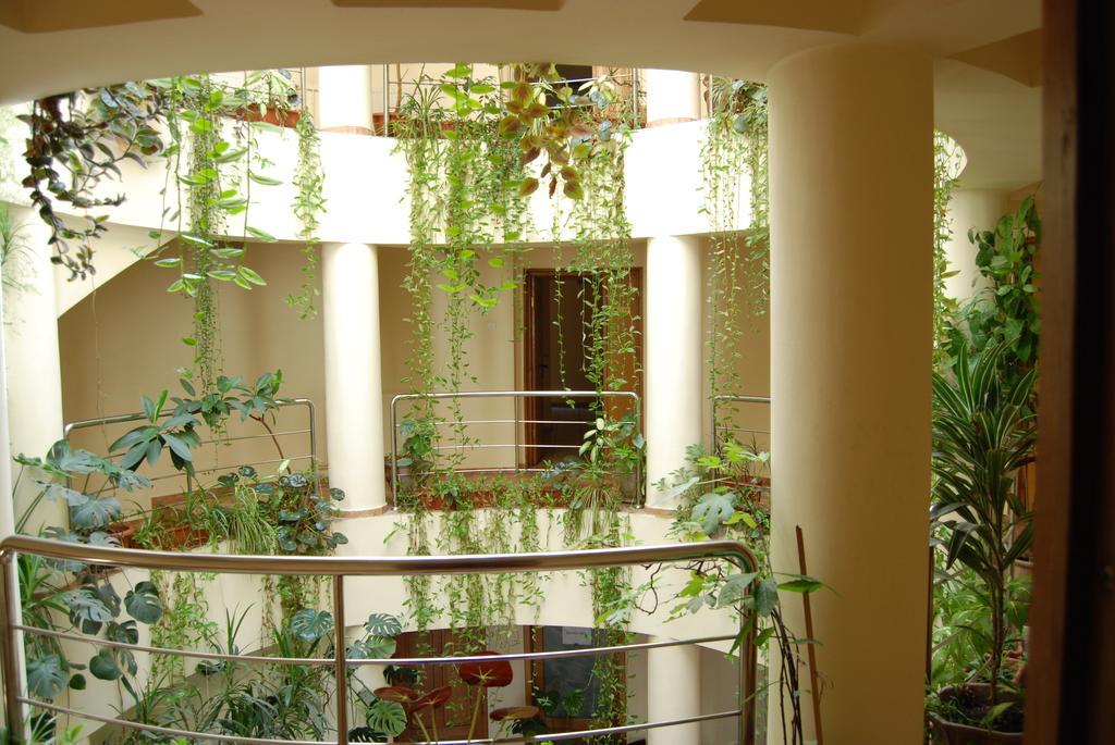 Hotel Gallant 锡比乌 外观 照片