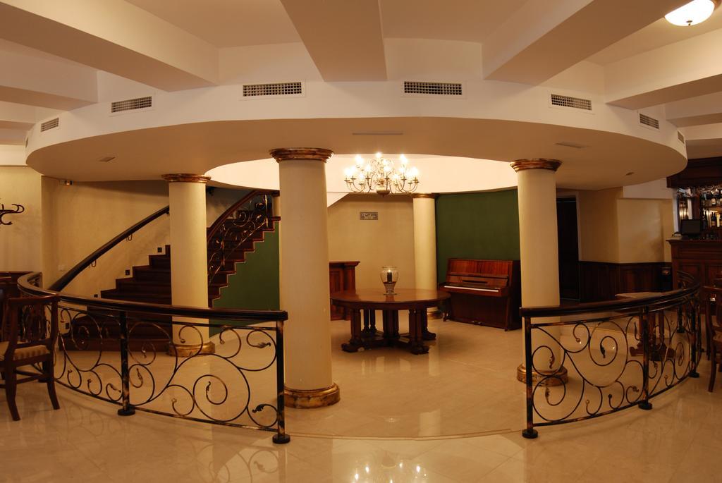 Hotel Gallant 锡比乌 外观 照片