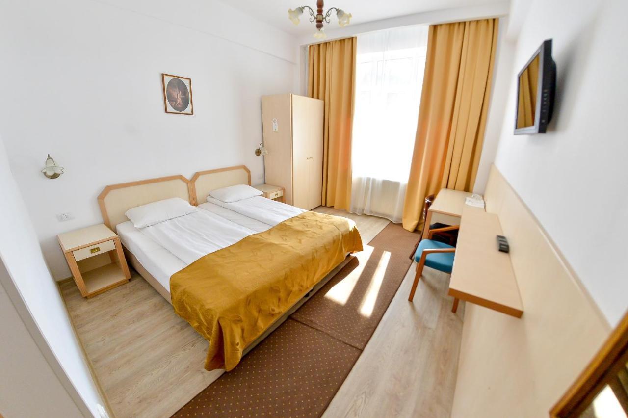 Hotel Gallant 锡比乌 外观 照片